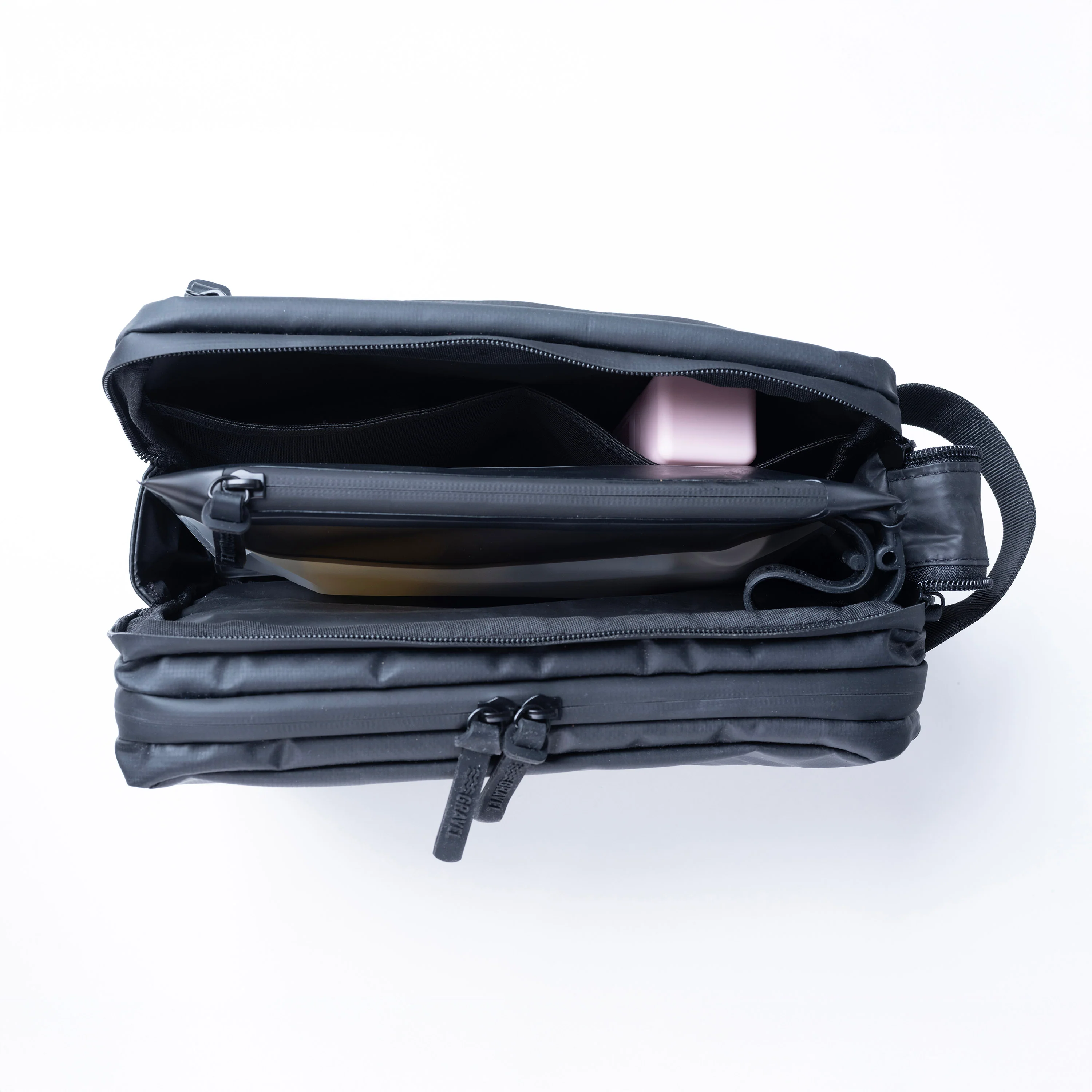 Max™ Toiletry Bag - Image 4