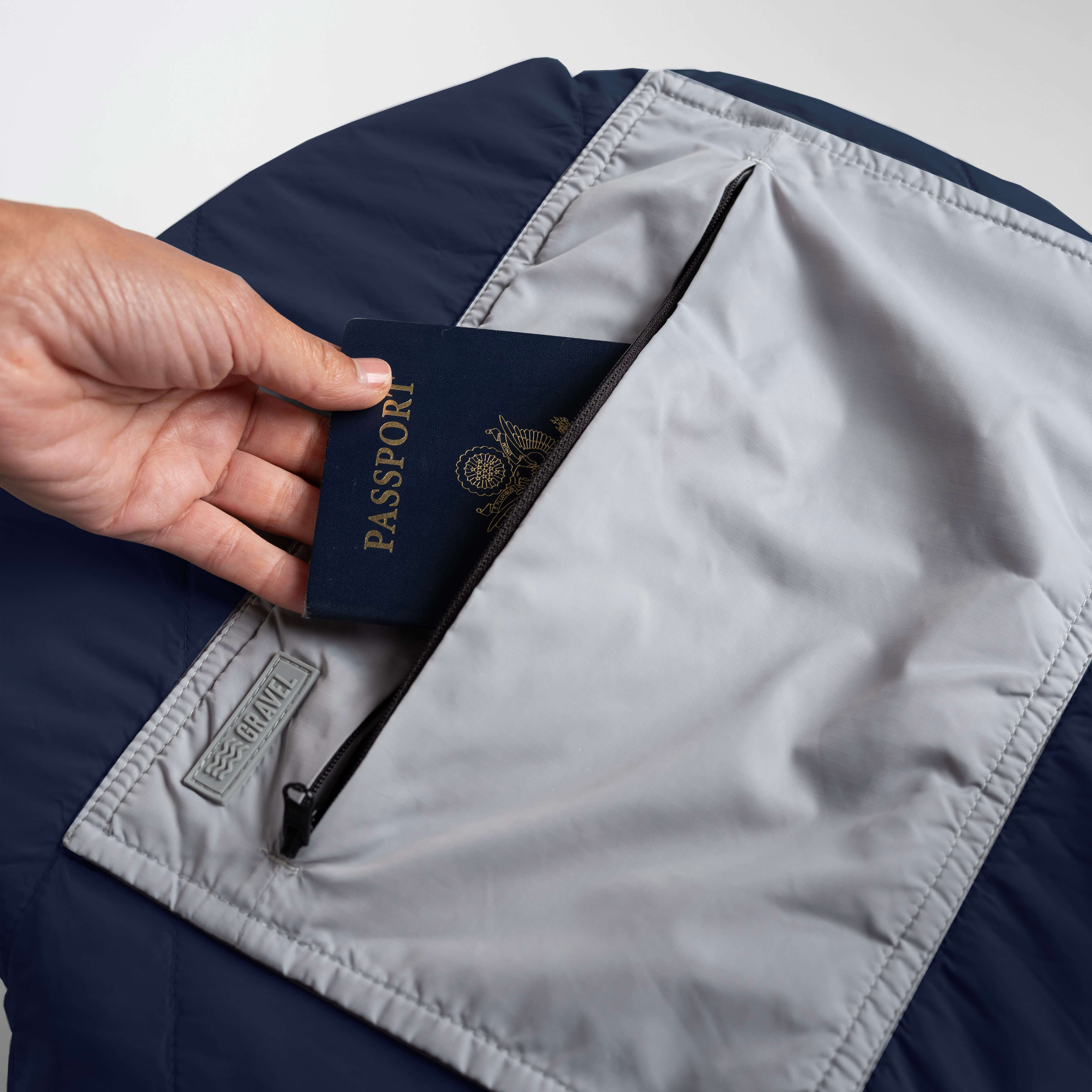 Layover™ XL Blanket Blue - Image 8