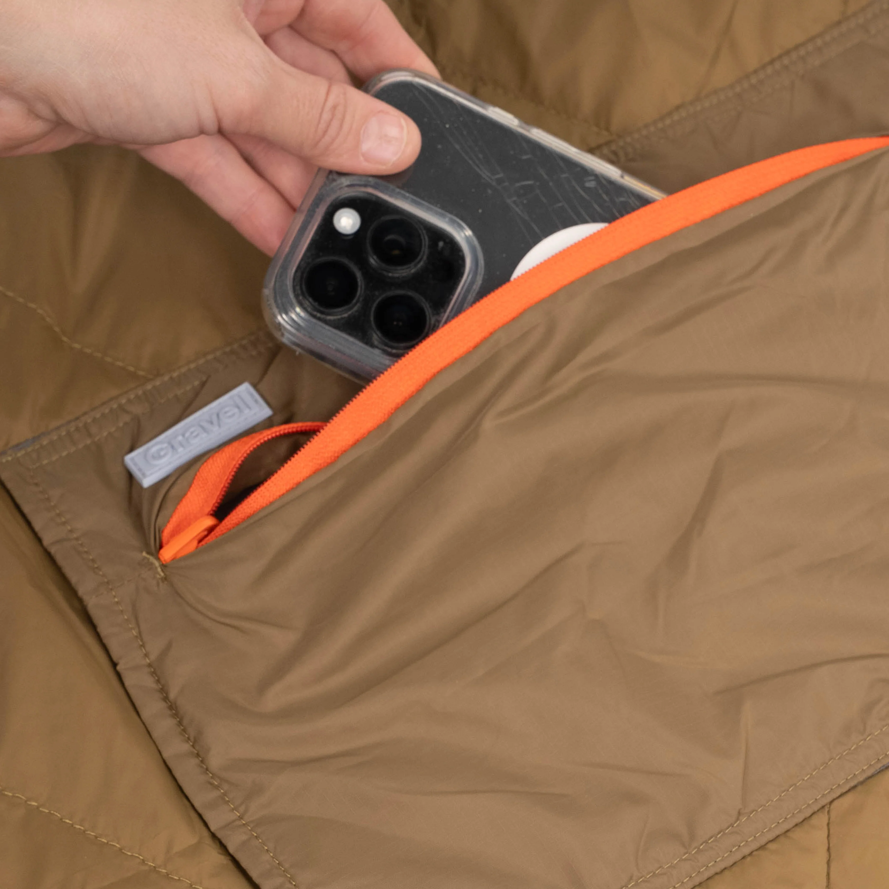 Layover™ Blanket Desert Lake - Image 5